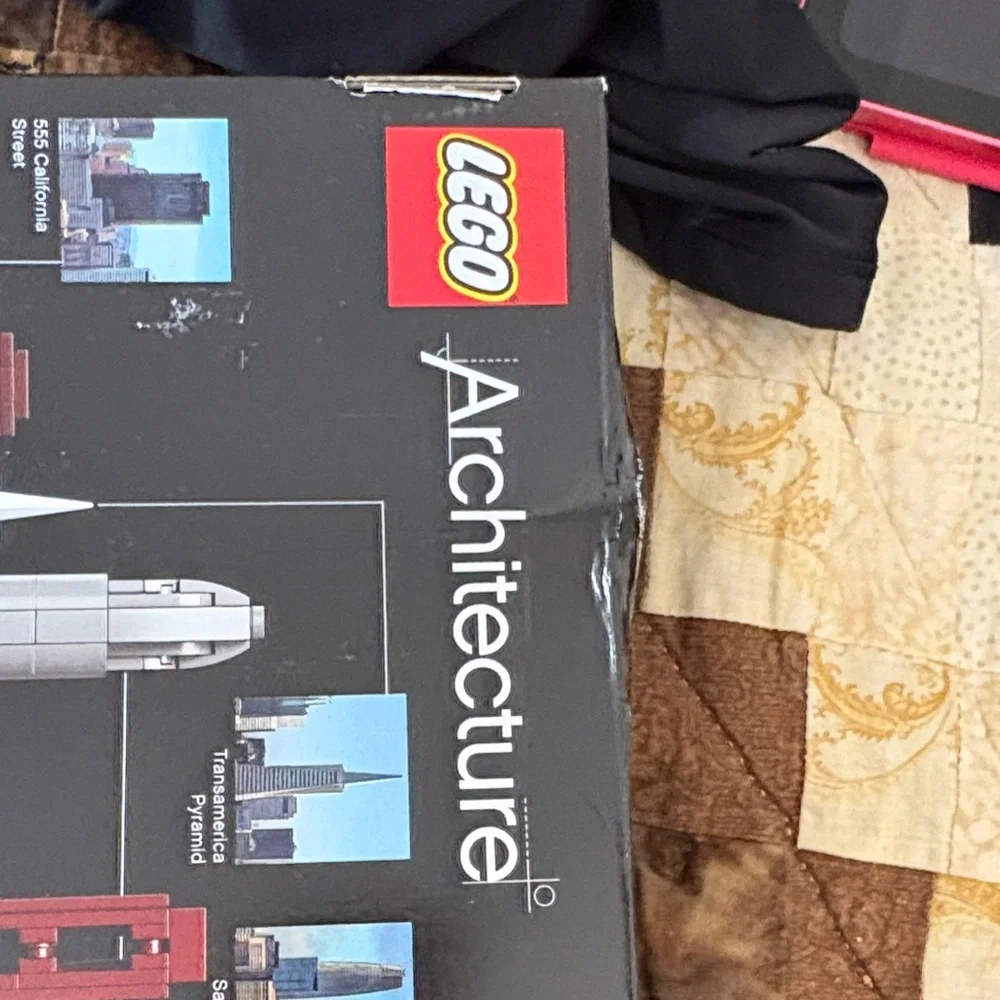 LEGO Architecture San Francisco Skyline Set - Red, White, Blue - Picture 3 of 5